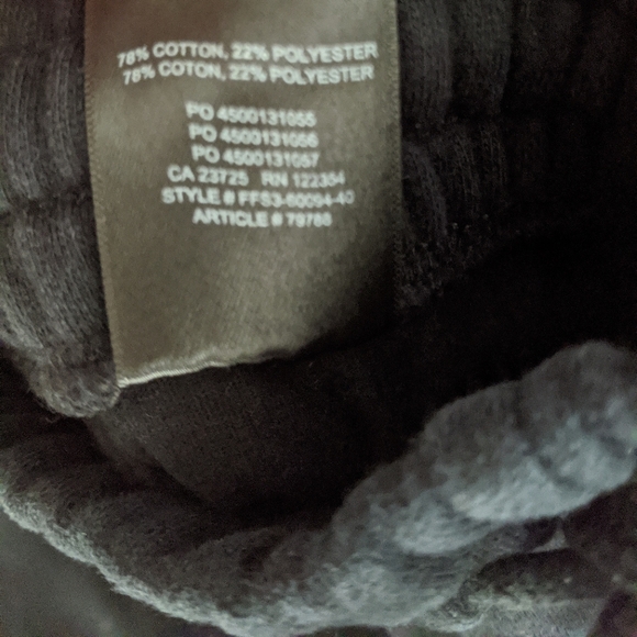 Cozy AF TNA black sweatpants - Picture 7 of 9